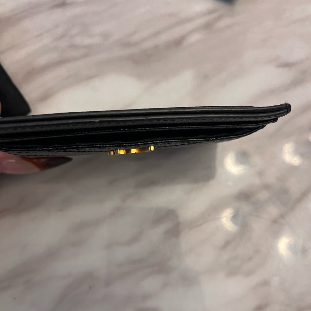 Saint Laurent Monogram card case in grain de poudre embossed leather - Picture 6 of 9